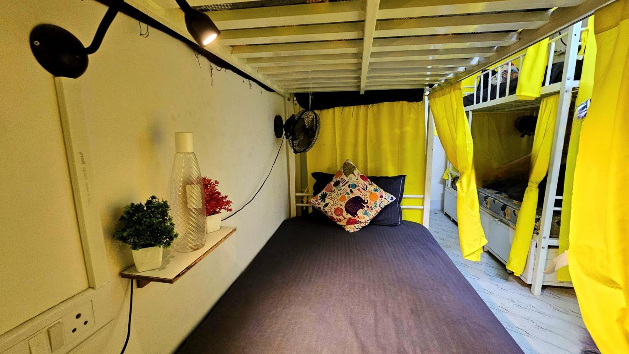 Elephant House - Boutique Stays バラナシ エクステリア 写真